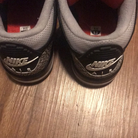 Retro Jordan 3 - Picture 7 of 7